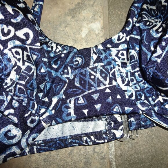 Lands' End 3 Piece Set 14 Bathing/Swim Suit navy/white batik/bandana 2 pc+shorts - Picture 5 of 16